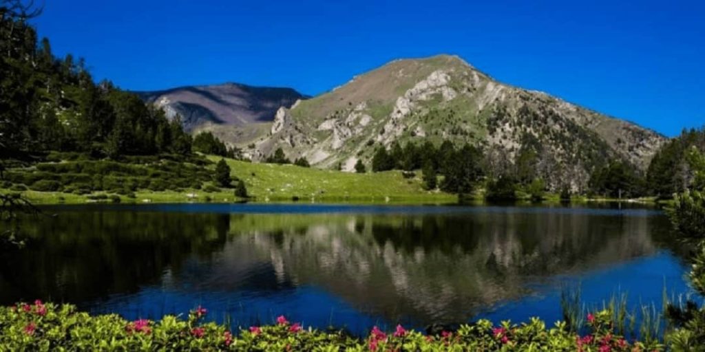 The Mountains of Andorra Hiking & Mountain Biking in Nature
