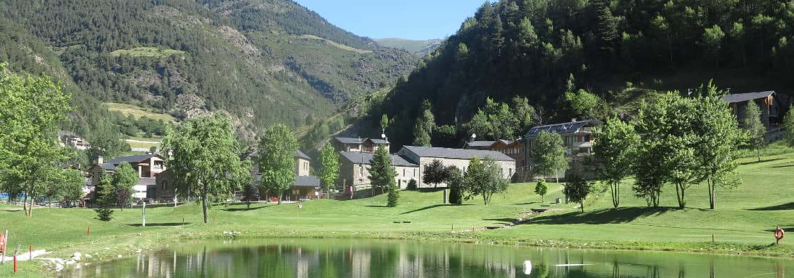 Golf in Andorra Golf Soldeu, Vall d'Ordino Pitch & Put & Golf Club