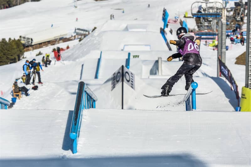 Snowpark El Tarter - Coliflor Freestyle Ramp Grandvalira, Andorra