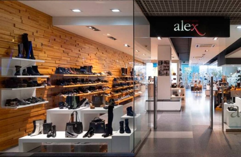 Alex Boutique, Outlets Andorra. KOKONO Rentals